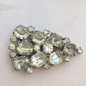 Vintage silver & clear foiled rhinestone fur clip